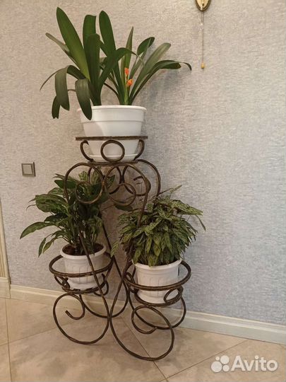 Подставка для цветов