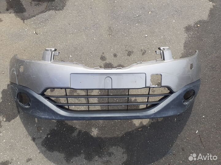 Передний бампер Nissan Qashqai 2013