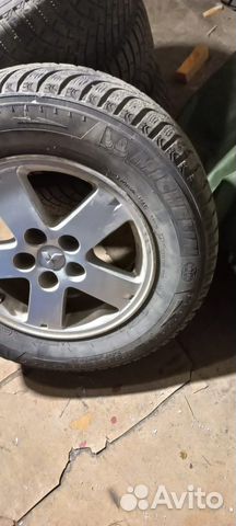 Michelin X-Ice Snow 215/70 R16 100T