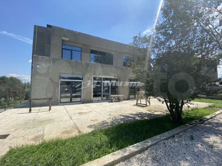 Дом 371,4 м² на участке 7,1 сот.