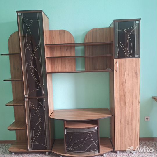 Стенка горка в гостиную бу