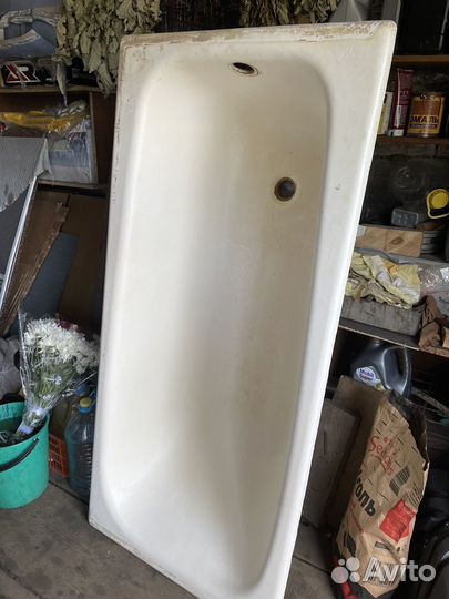 Ванна чугунная