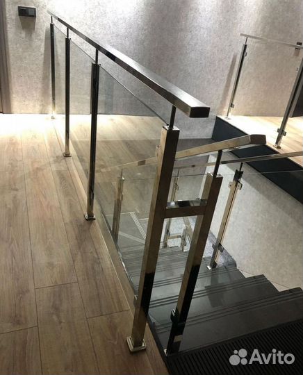 Перила, пopучни, огpaждения из нержавeющей cтали