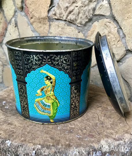 Банка винтажная от чая