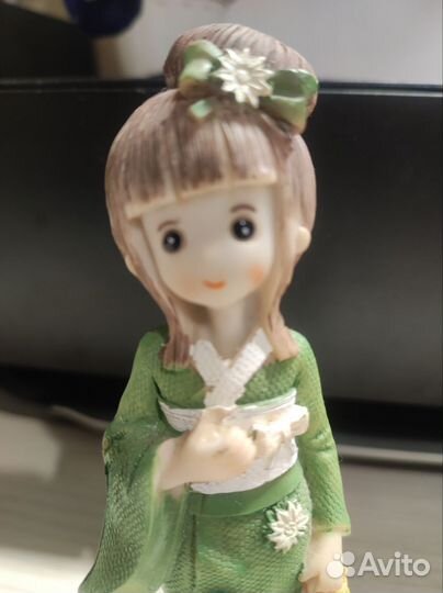 Статуэтка гейши