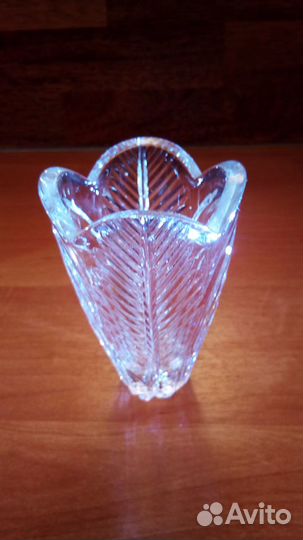 Хрустальная вазочка