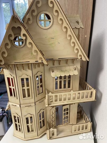 Домик кукольный