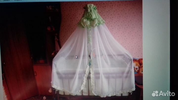 Кровать детская с бельём