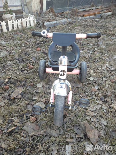 Детский трехколесный велосипед