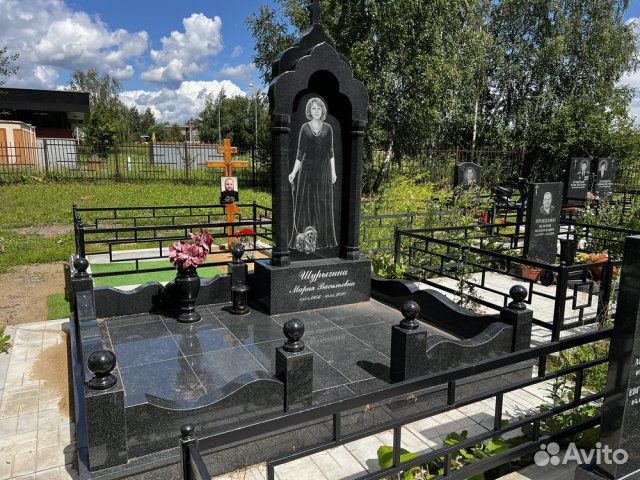 Изготовление памятников и надгробий с установкой