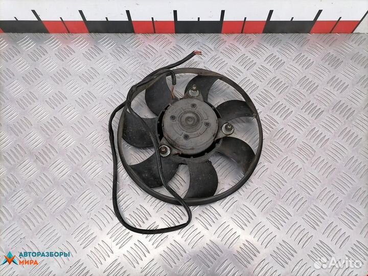 Вентилятор радиатора Volkswagen Passat B5 1999