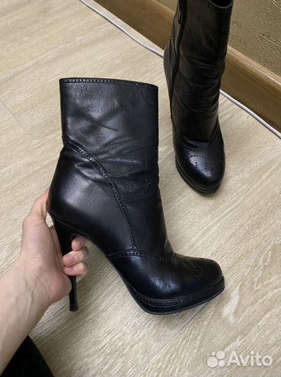 Ботинки женские