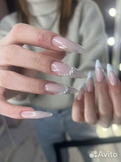 Модель на наращивание/маникюр