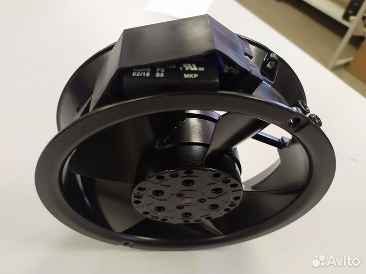 Вентилятор осевой Ebmpapst W2E143-AB09-01