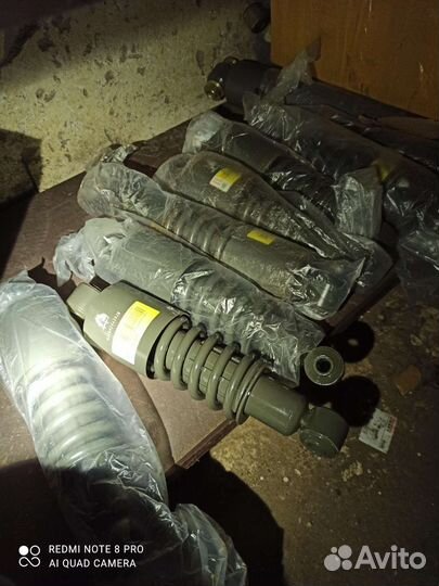 Амортизатор кабины howo