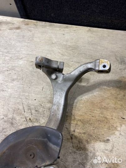 Ступица передняя левая Audi A6 4F2 BDW 2005-2008