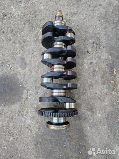 Коленчатый вал Opel Zafira B