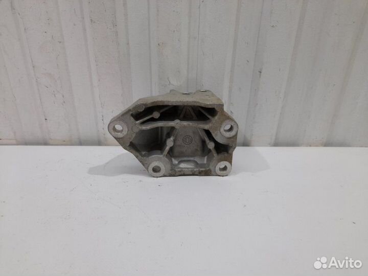 Кронштейн опоры кпп Kia Rio FB 1.6 G4FG 2018