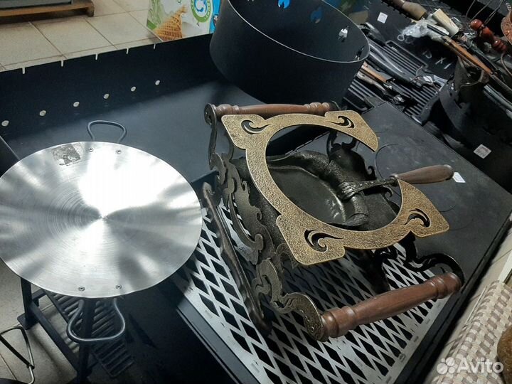 Садж на подставке