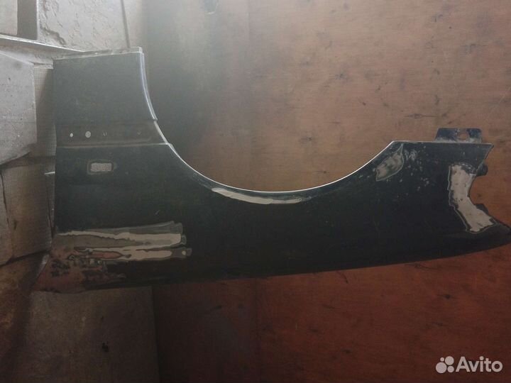 Крыло на мерседес 202