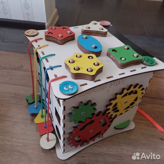 Развивающие игрушки