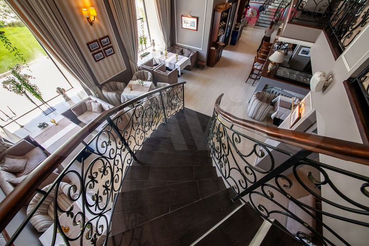 Первая линия Краснопресненской наб