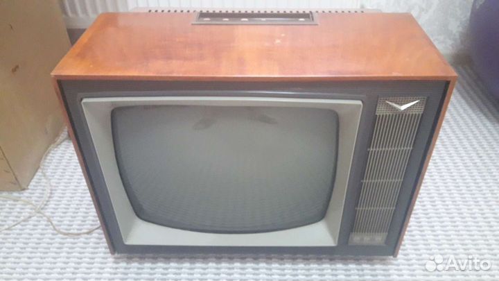 Телевизор