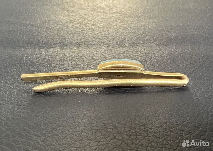 Зажим для галстука с камнем рс1М позолоченный