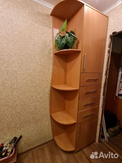 Шкаф