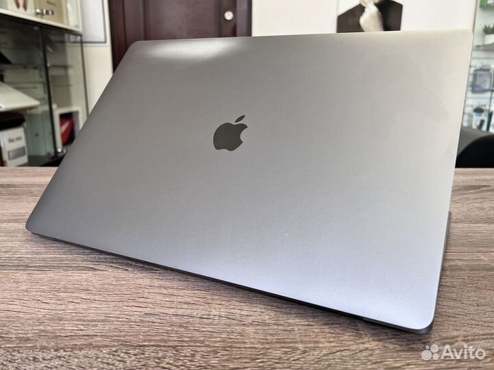 Macbook Pro 16 Retina 2019 i7 /32/512Gb(125 циклов