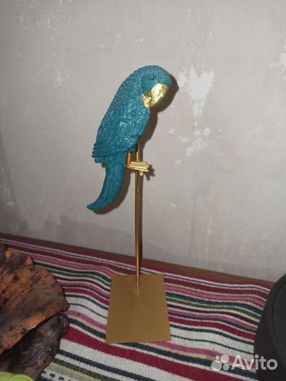 Фигурка декоративная попугай