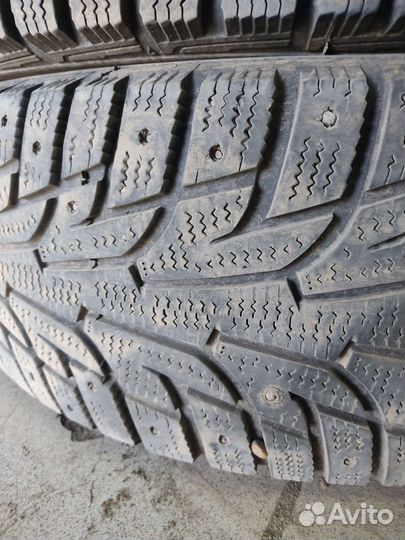 Hankook Winter I'Pike RS W419 215/65 R16 98T