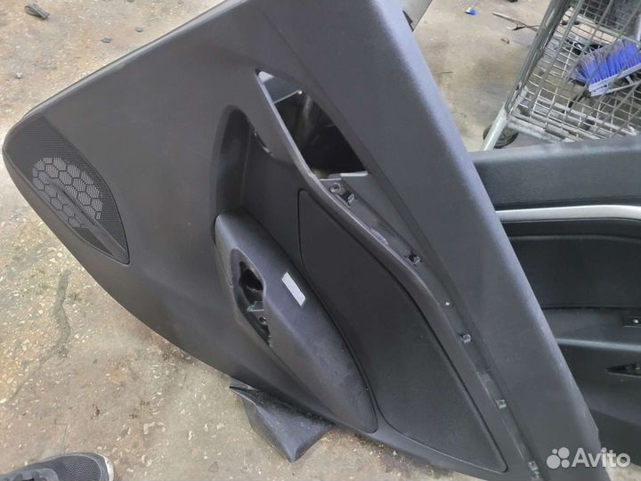 Задние дверные карты LADA vesta