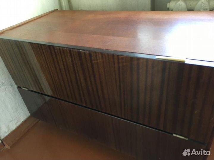 Тумбочка бу