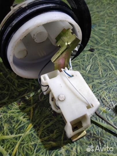 Датчик уровня топлива Лифан Бриз 1.3л 2007г