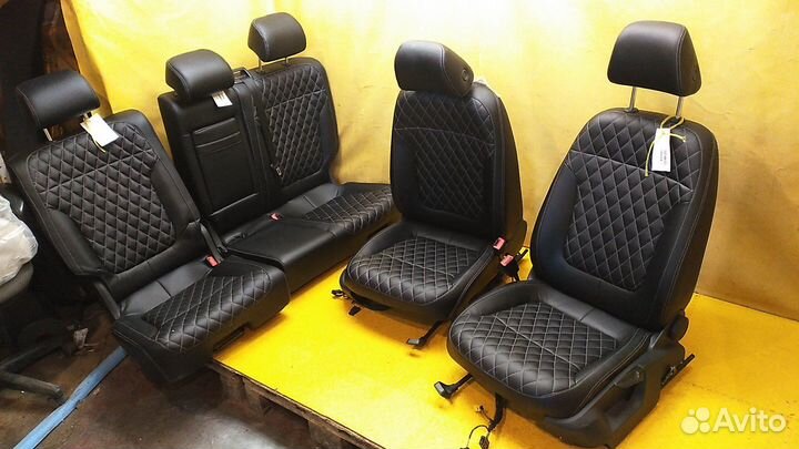 Сиденья (комплект) Touareg II 1214633