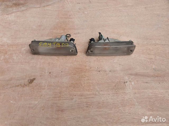 Габарит в передний бампер Hyundai Santamo, 1998г