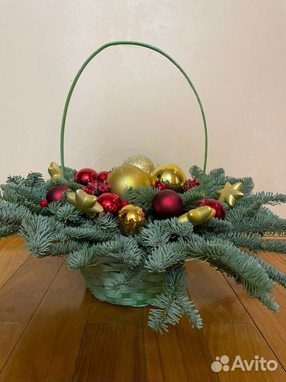 Корзинка новогодняя