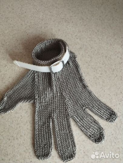 Кольчужная перчатка