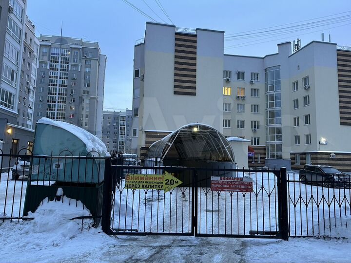 Машиноместо, 18 м²