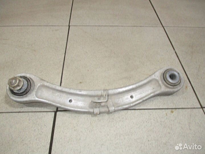 Рычаг задний верхний Audi Q7 (4L)