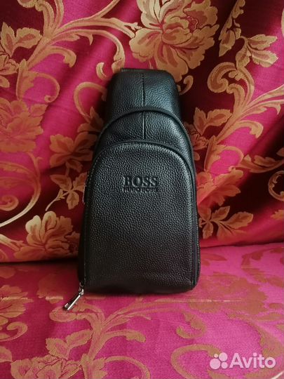 Мужская кожаная сумка Hugo Boss sling