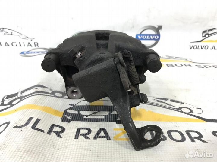 Суппорт тормозной задний правый Jaguar XJ X350