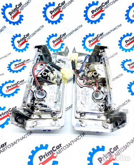 Габарит передний левый Nissan Datsun BD21 TD23