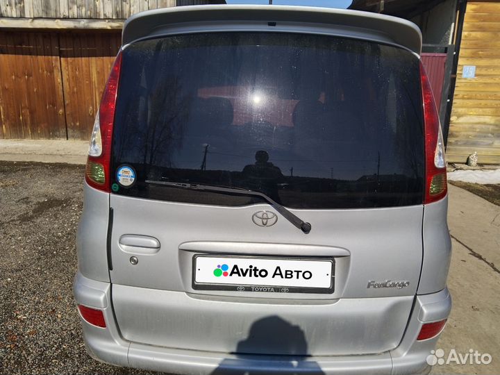 Toyota Funcargo 1.3 AT, 2003, битый, 250 000 км