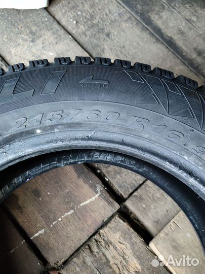 Pirelli Winter Carving Edge 215/60 R16 99T