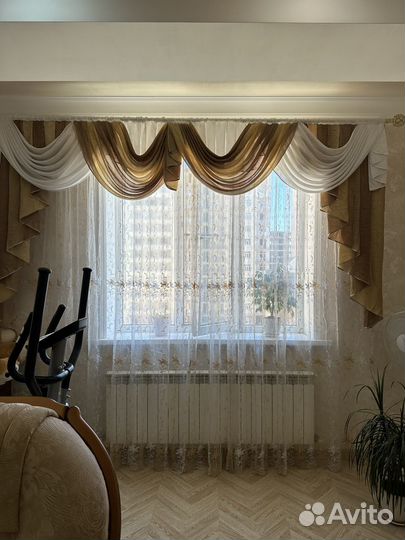 Шторы с ламбрекеном, тюль б/у