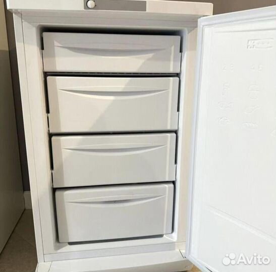 Морозильная Камера indezit.130 литров