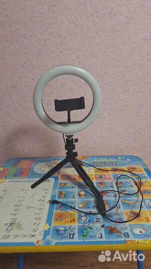 Кольцевая лампа со штативом для телефона