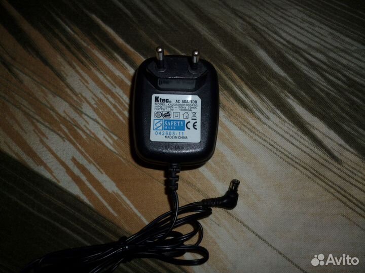 Блок питания 9V 1A трансформаторный